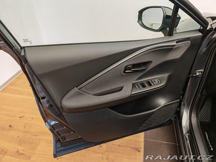 Toyota C-HR 1.8 Hybrid 4x2 Style 2025