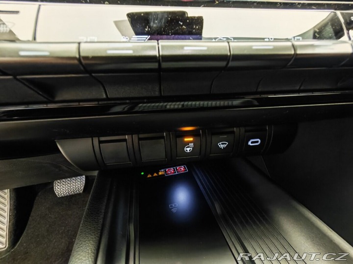 Toyota C-HR 1.8 Hybrid 4x2 Style 2025