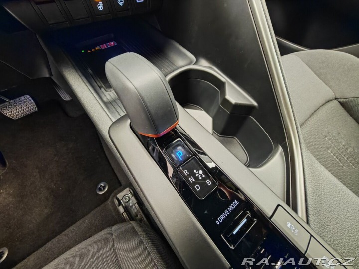 Toyota C-HR 1.8 Hybrid 4x2 Style 2025