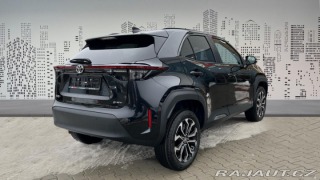 Toyota Yaris Cross 1,5 Hybrid e-CVT Style 2025