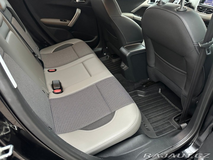 Peugeot 2008 Allure 1.6Hdi 88kw 2017