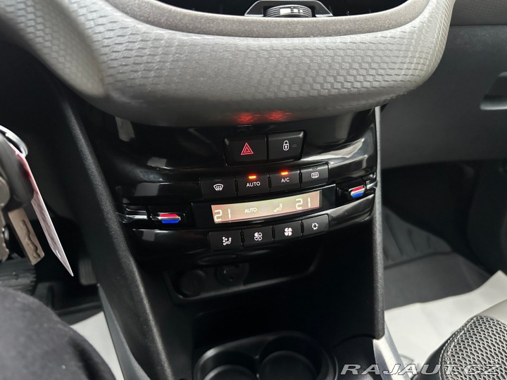 Peugeot 2008 Allure 1.6Hdi 88kw 2017