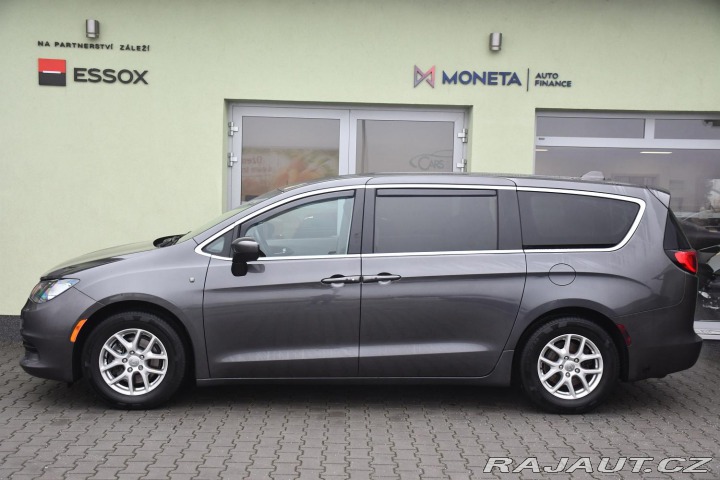 Chrysler Pacifica 3.6L V6 LPG 7.MÍST REZERV 2017