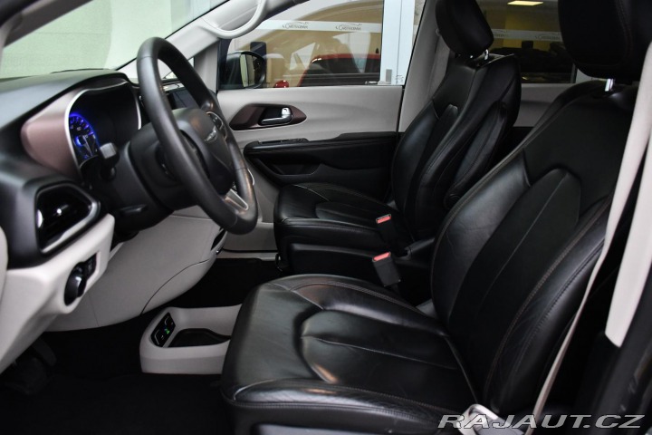 Chrysler Pacifica 3.6L V6 LPG 7.MÍST TAŽNÉ 2017