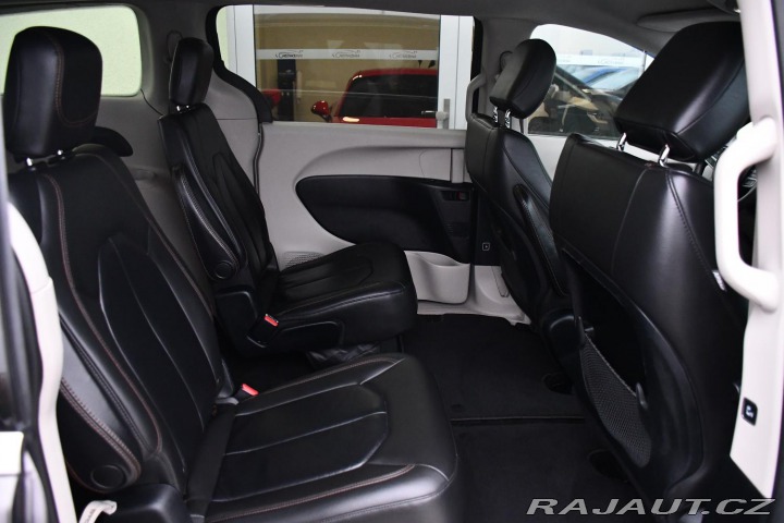 Chrysler Pacifica 3.6L V6 LPG 7.MÍST TAŽNÉ 2017