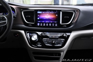 Chrysler Pacifica 3.6L V6 LPG 7.MÍST TAŽNÉ 2017