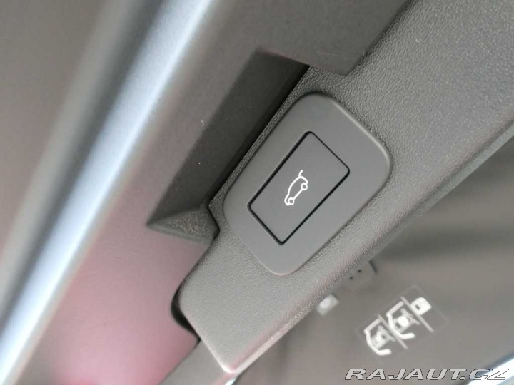 Land Rover Discovery 5 3,0 Tempest D350 7 míst 2026