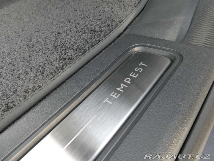 Land Rover Discovery 5 3,0 Tempest D350 7 míst 2026