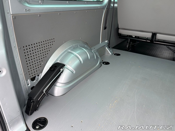 Volkswagen Transporter 2.0Tdi 103 kw 4Motion 9-M 2002