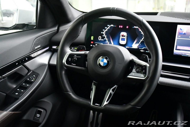 BMW 5 520d xDrive MSPORT 3LZÁRU 2024
