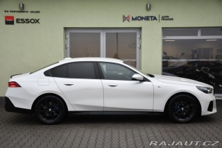 BMW 5 520d xDrive MSPORT 3LZÁRU 2024