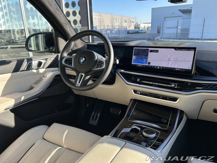 BMW X7 M60i xDrive ZÁRUKA 2025