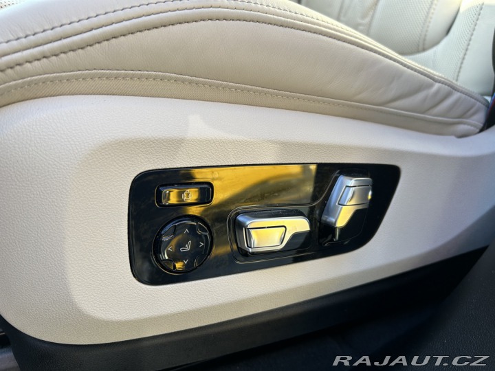 BMW X7 M60i xDrive ZÁRUKA 2025