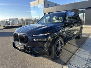 BMW X7 M60i xDrive ZÁRUKA 2025
