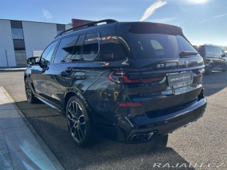 BMW X7 M60i xDrive ZÁRUKA 2025