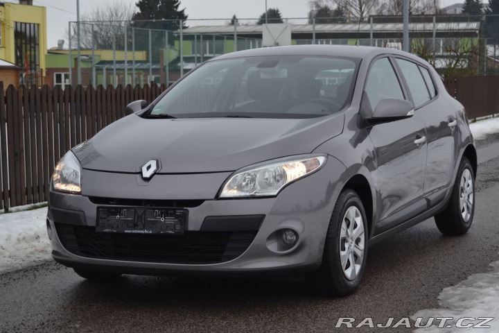 Renault Mégane 1.6i 16V 81kW Dynamique 2011