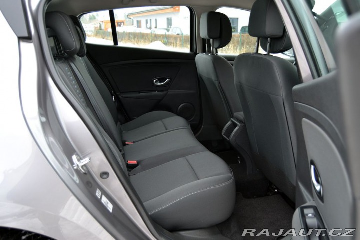 Renault Mégane 1.6i 16V 81kW Dynamique 2011