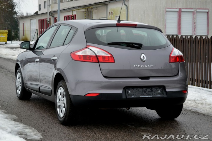 Renault Mégane 1.6i 16V 81kW Dynamique 2011