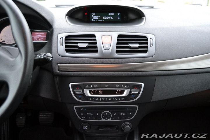 Renault Mégane 1.6i 16V 81kW Dynamique 2011