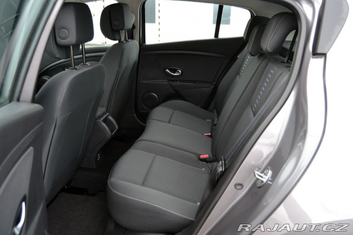 Renault Mégane 1.6i 16V 81kW Dynamique 2011