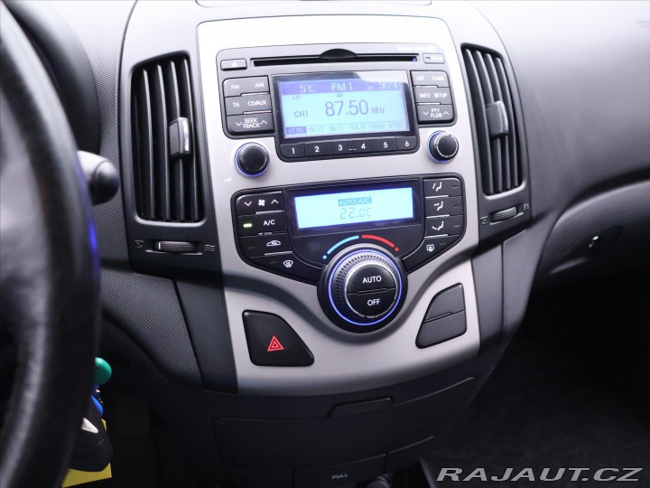 Hyundai i30 1,6 i 92kW CZ Klima STK 1 2009