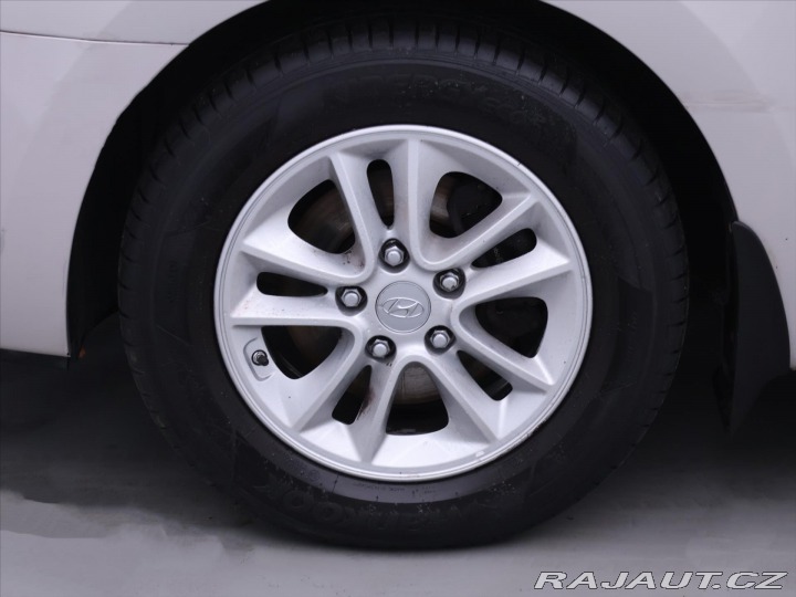 Hyundai i30 1,6 i 92kW CZ Klima STK 1 2009