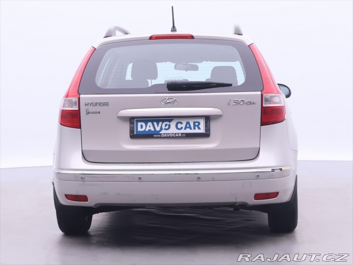 Hyundai i30 1,6 i 92kW CZ Klima STK 1 2009