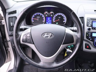 Hyundai i30 1,6 i 92kW CZ Klima STK 1 2009