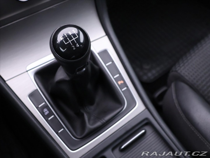 Volkswagen Golf 1,6 TDI Navi Aut.klima Ků 2015