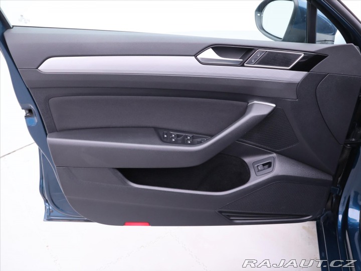 Volkswagen Passat 1,5 TSI 110kW CZ Business 2020