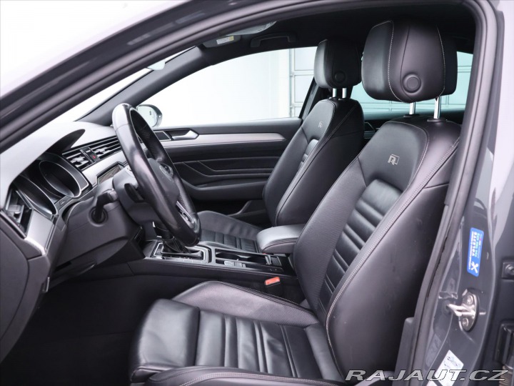 Volkswagen Passat 2,0 TDI 140kW DSG CZ DPH 2020