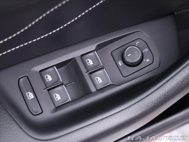 Volkswagen Passat 2,0 TDI 140kW DSG CZ DPH 2020