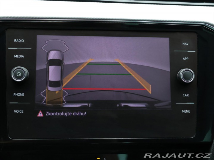 Volkswagen Passat 2,0 TDI 140kW DSG CZ DPH 2020