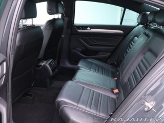 Volkswagen Passat 2,0 TDI 140kW DSG CZ R-li 2020