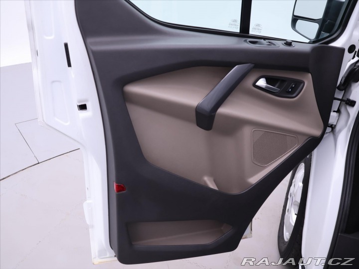 Ford Tourneo Custom 2,0 TDCI 125KW 8-Míst Lon 2017