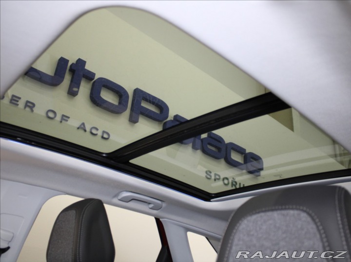 Peugeot 3008 1,2 PT 96kW AT Allure PAN 2018