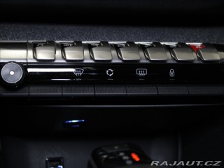 Peugeot 3008 1,2 PT 96kW AT Allure PAN 2018