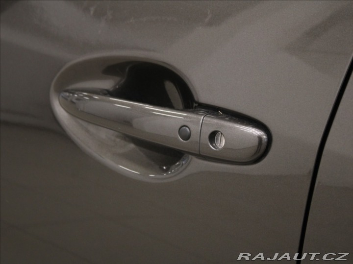 Mazda 2 1,5 G116 Rev.TOP HeadUP Č 2017