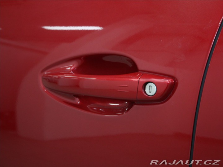 Peugeot 3008 1,2 PT 96kW AT Allure Zár 2019