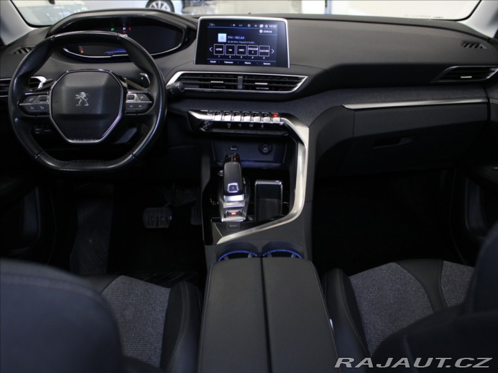 Peugeot 3008 1,2 PT 96kW AT Allure Zár 2019