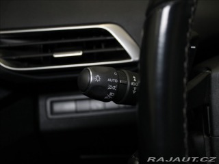 Peugeot 3008 1,2 PT 96kW AT Allure Zár 2019