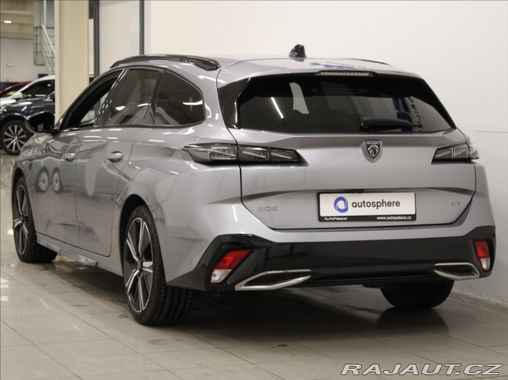 Peugeot 308 1,2 PT 96kW AT GT Paměť M 2024