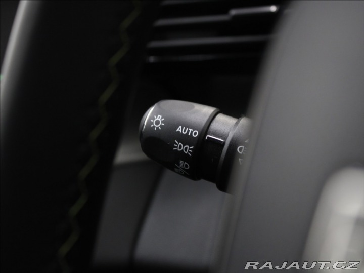 Peugeot 308 1,2 PT 96kW AT GT Matrix 2024