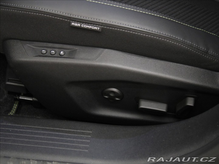 Peugeot 308 1,2 PT 96kW AT GT Akční C 2023