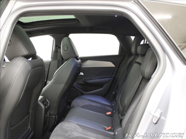 Peugeot 308 1,2 PT 96kW AT GT Paměť P 2023
