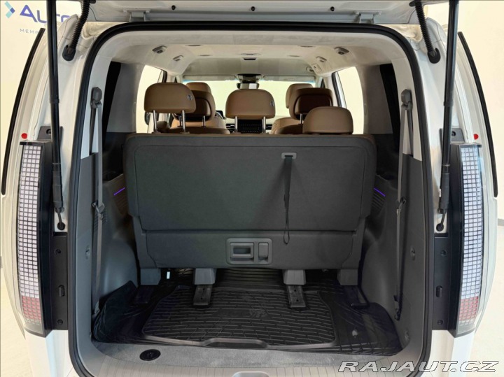 Hyundai Staria 2,2 CRDI LUXURY EDICE 4X4 2021