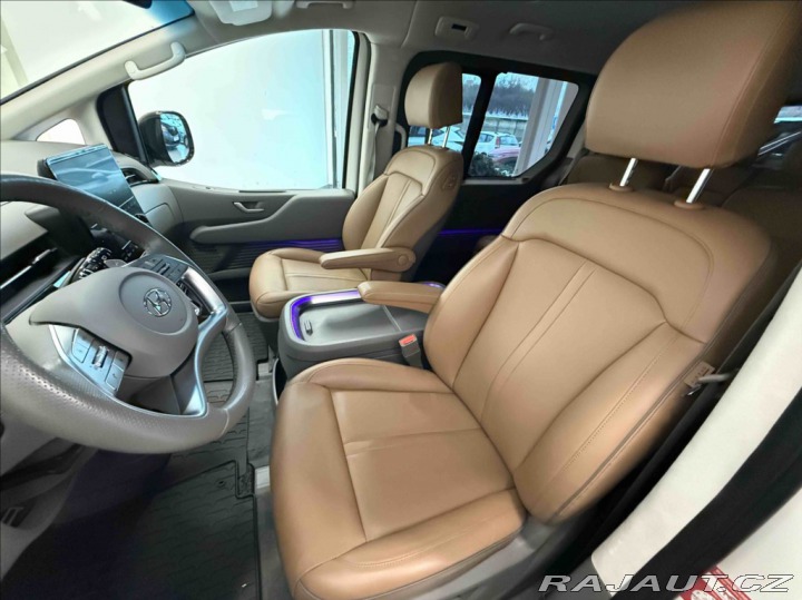 Hyundai Staria 2,2 CRDI LUXURY EDICE 4X4 2021