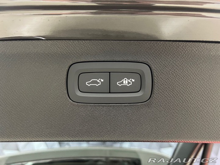 Volvo XC90 T8 AWD PLUG-IN HYBRID, 7 2026