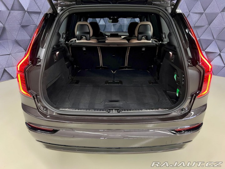 Volvo XC90 T8 AWD PLUG-IN HYBRID, 7 2026