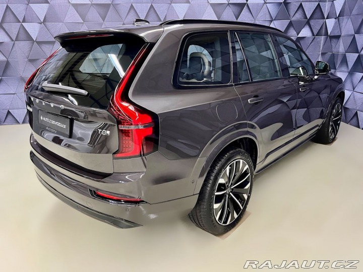 Volvo XC90 T8 AWD PLUS DARK, VZDUCH, 2026
